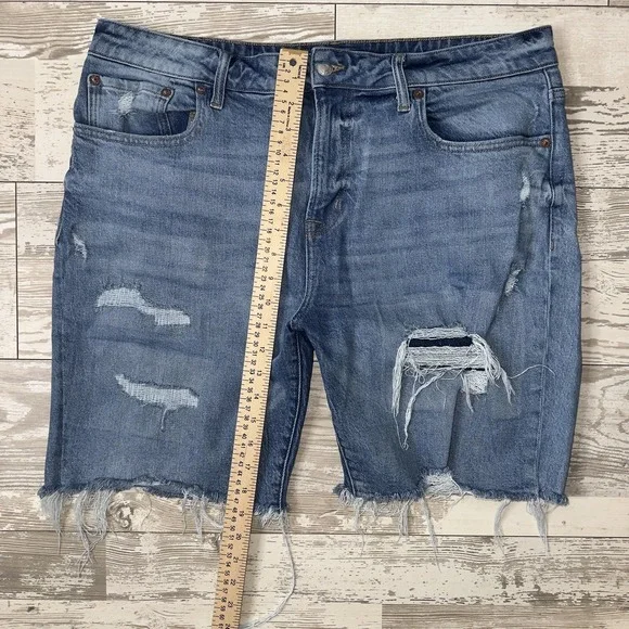 Aeropostale Slim Short Denim Shorts Mens 36 Blue Distressed Frayed Hem Bermuda - Picture 3 of 11